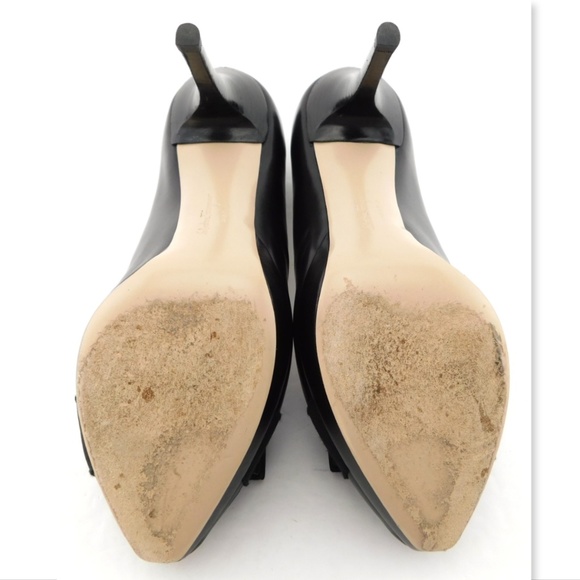 FERRAGAMO Black Vara Logo Bow Peep Toe Pumps 7 - Picture 7 of 8